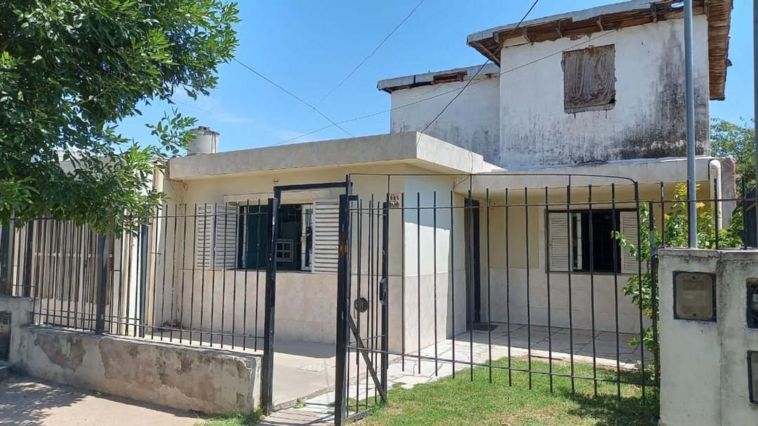 VENDE CASA MAS DEPARTAMENTO BARRIO SAN FELIPE