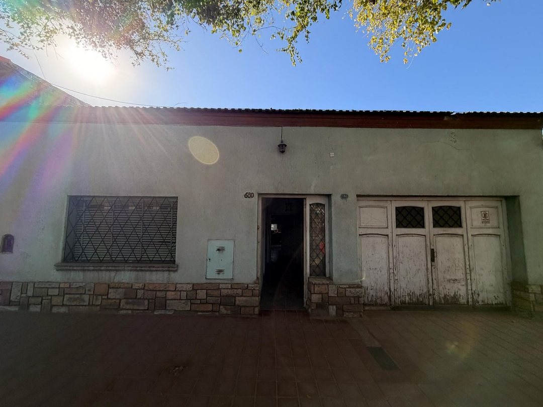 Venta lote con casa mixta Cuarta sección