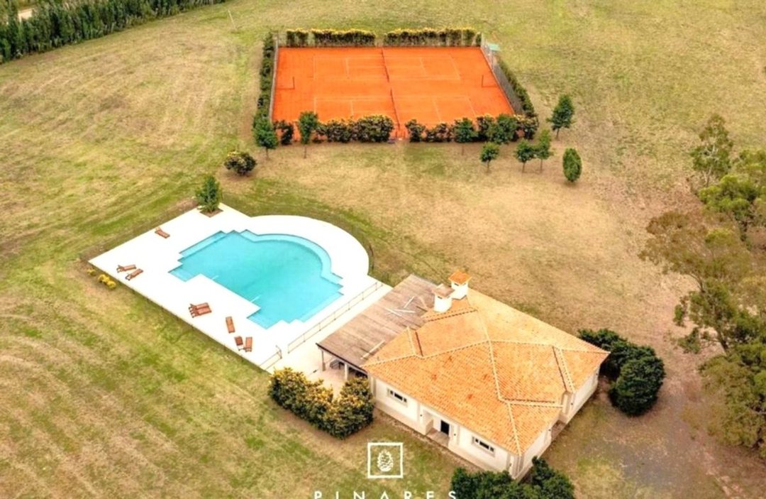 VENTA LOTE 1800 M² B° PINARES GOLF COUNTRY & CLUB
