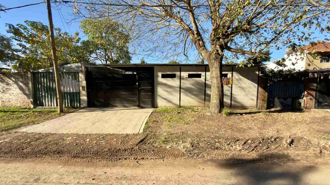 CASA + 2 DEPARTAMENTOS en BLOCK VENTA SAN VICENTE