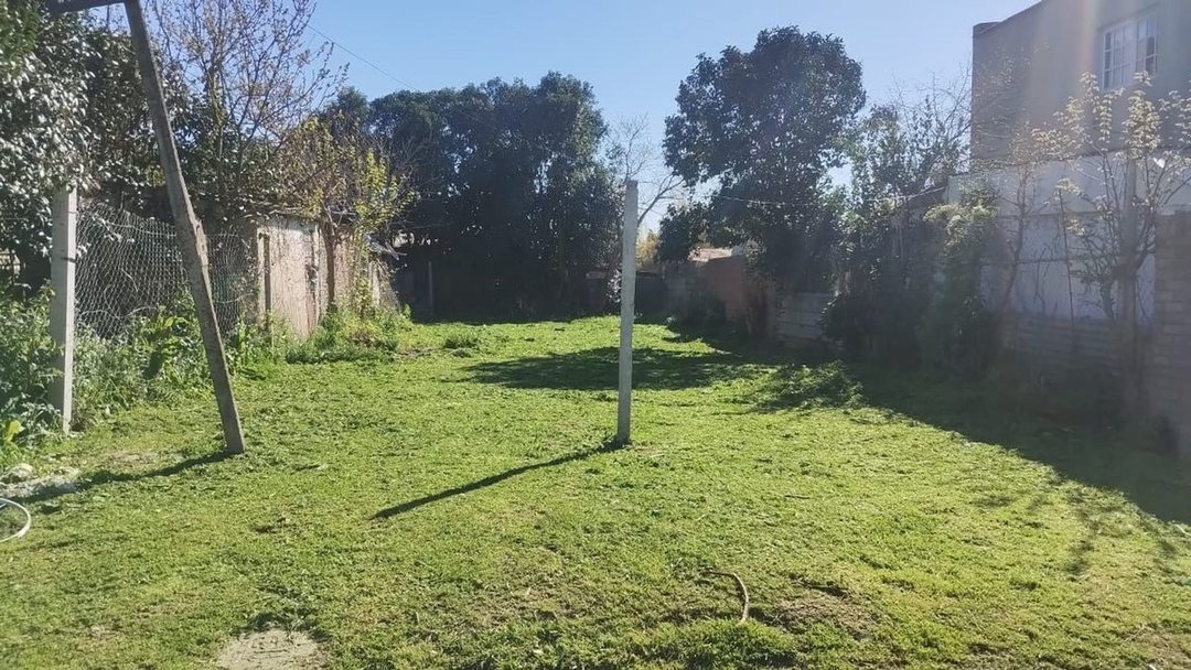 LOTE EN VENTA EN GONNET - GORINA