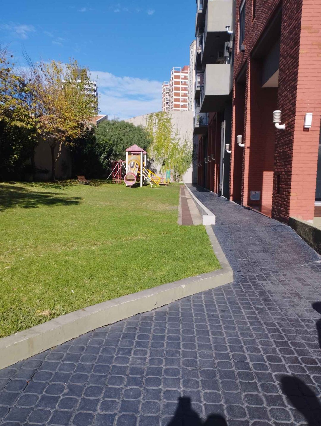 ALQUILER DE DEPARTAMENTO DOS AMBIENTES Y AMENITIES