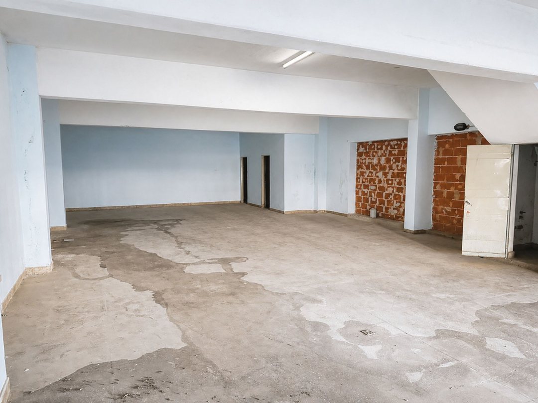 Salón / Local en venta sobre Bv. Oroño