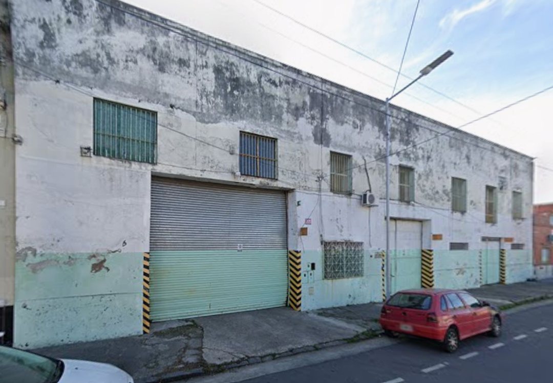 VENTA GALPON AVELLANEDA 1700M2