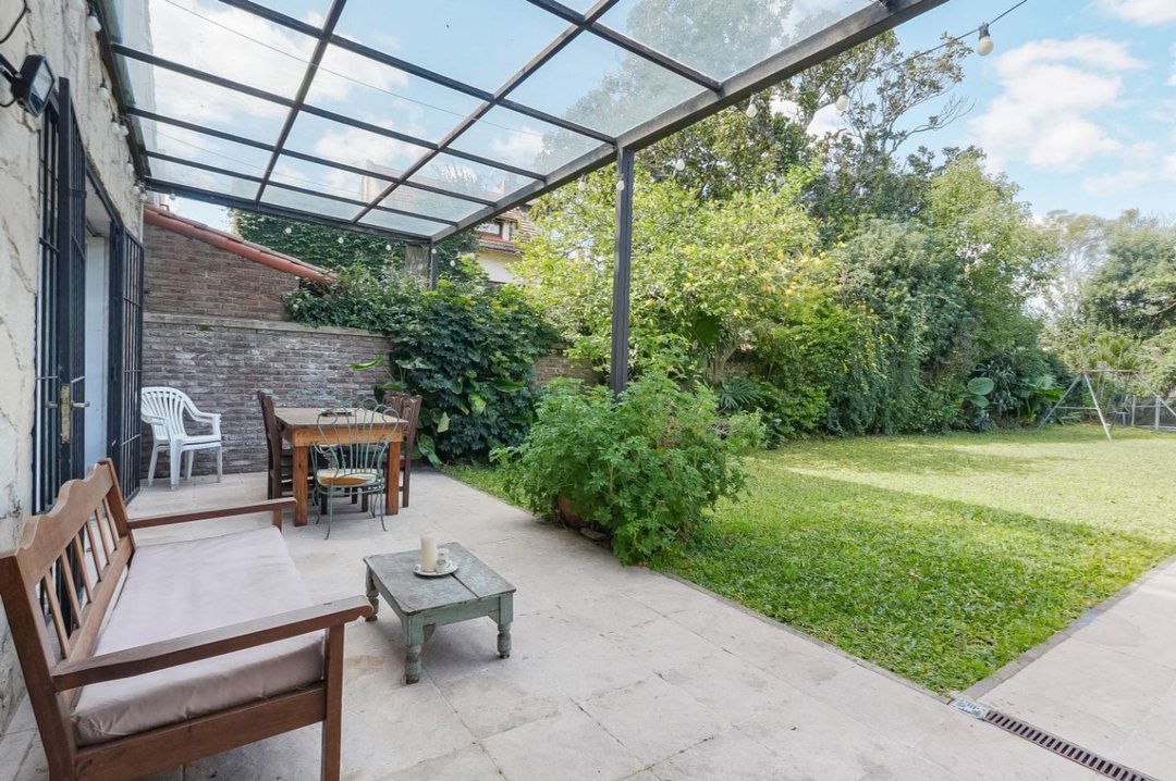 Casa 5 Amb en Martínez con Jardín y Pileta