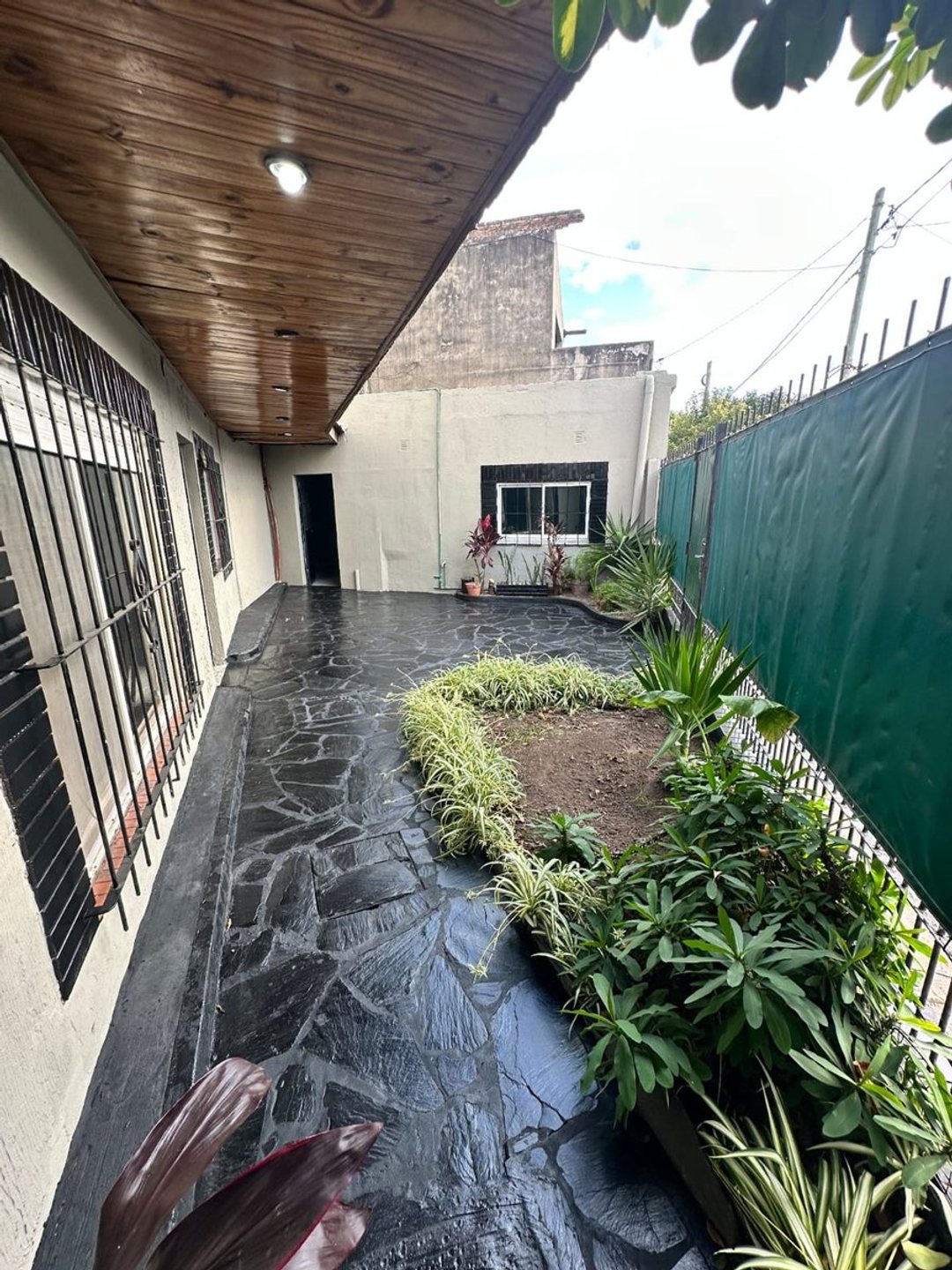 VENTA VILLA LUZURIAGA PH 3 AMB + COCHERA + LOCAL