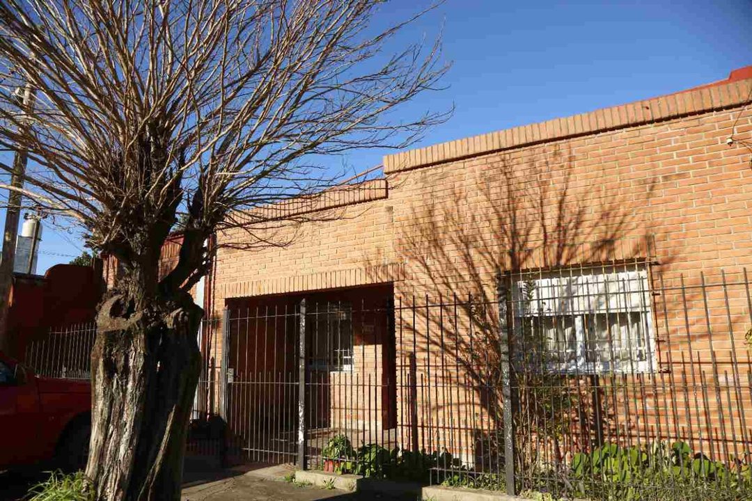 CASA EN VENTA VILLA ELISA 4 DORMITORIOS CON PARQUE