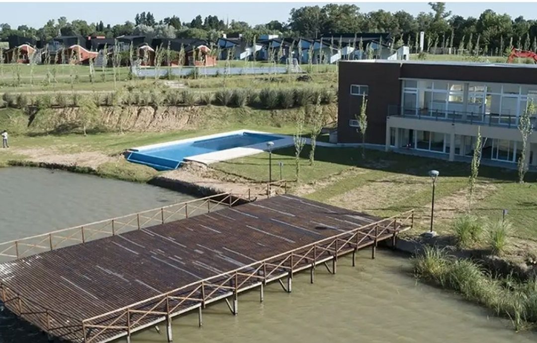 Venta lote en barrio cerrado Los Juncos Lujan