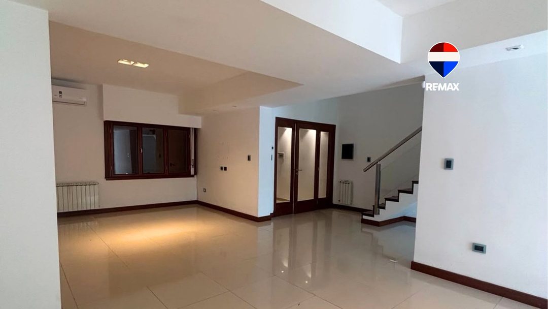 CASA EN ALQUILER COMERCIAL PASAJE MOLLINEDO