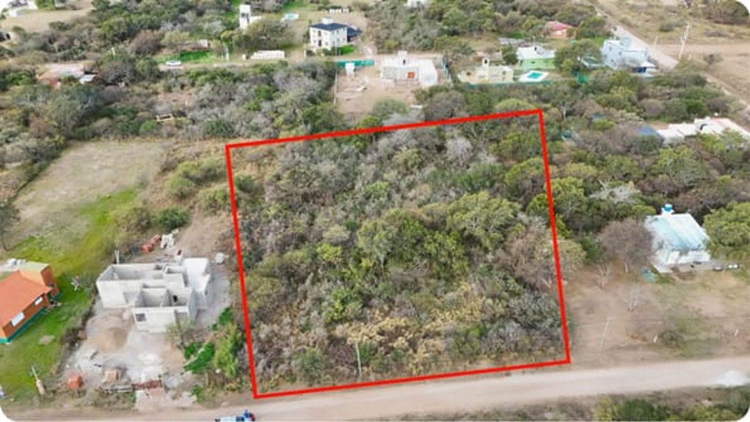 OPORTUNIDAD LOTE EN LOS MOLLES