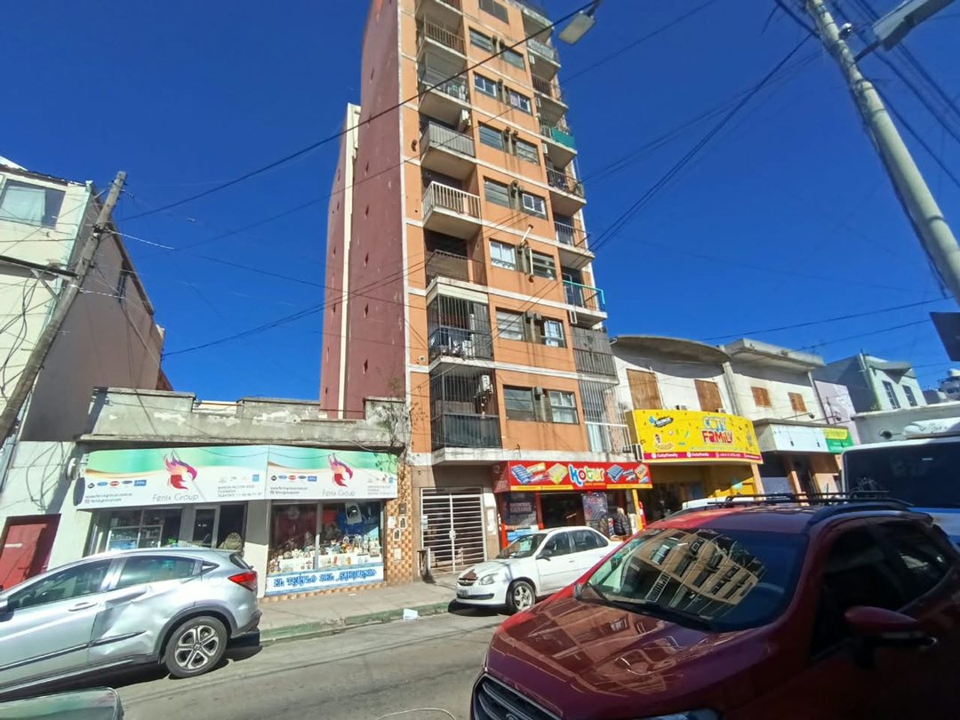 VENTA DEPARTAMENTO 2 AMBIENTES CIUDADELA BALCON