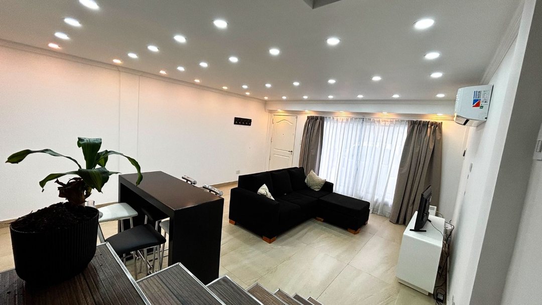 ALQUILER-PH TIPO TRIPLEX-LA TABLADA