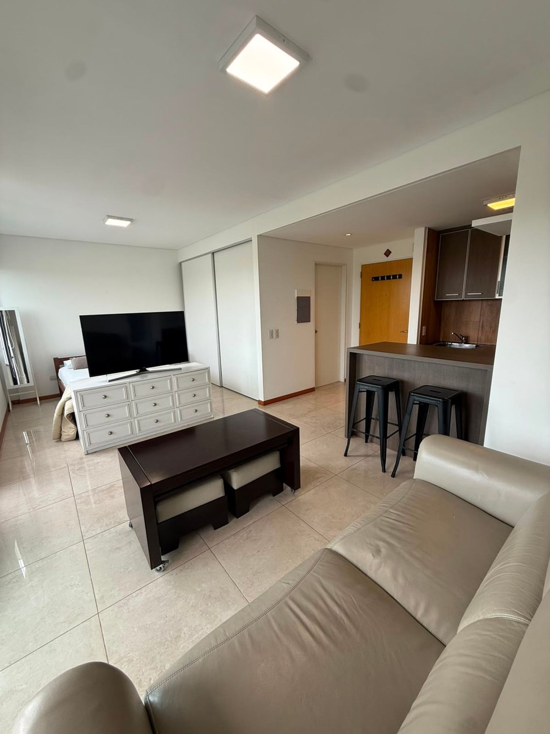 MONOAMBIENTE EN ALQUILER EN PILAR GOLF AMOBLADO