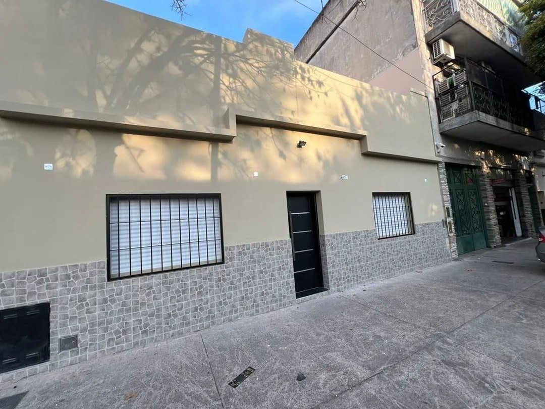 CASA REFACCIONADA A NUEVA 4/5 AMB QUINCHO TERRAZA