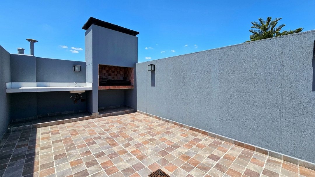 VENTA PH 4 Ambientes con terraza en Versalles
