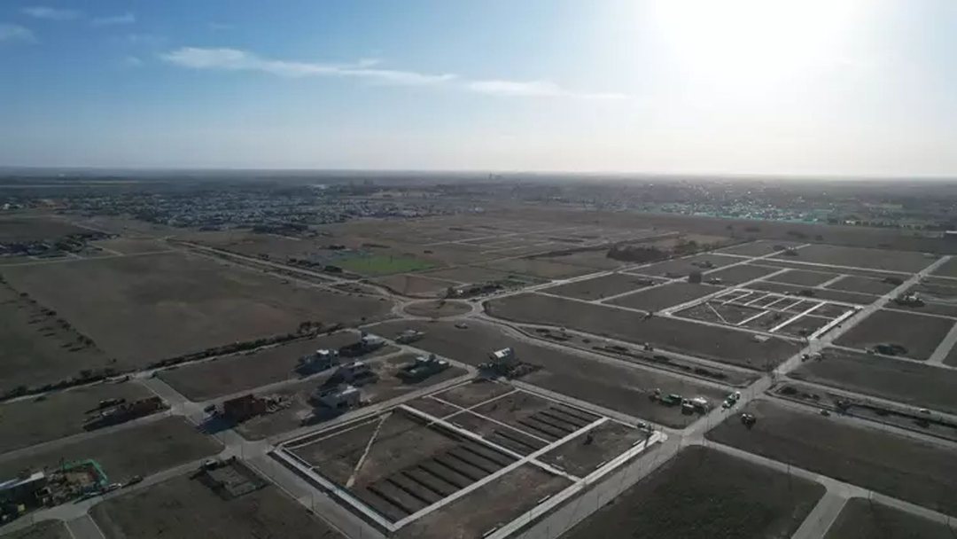 LOTE EN VENTA EN CAMPOS DE MANANTIALES 405 M2  Mz6