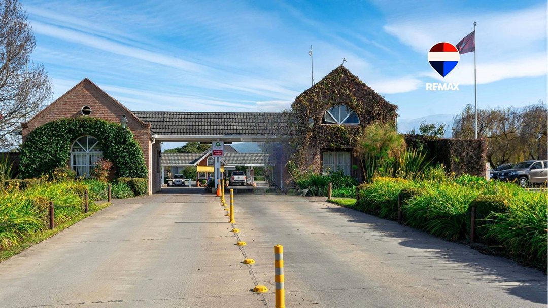TERRENO EN VENTA CLUB DE CAMPO EL TIPAL 2500 M2