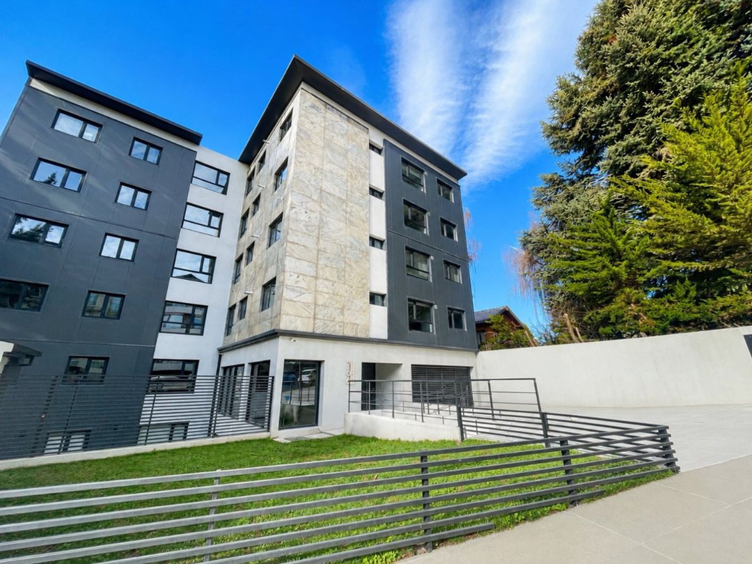 EXCELENTE MONOAMBIENTE de 50 M2 BELGRANO BARILOCHE