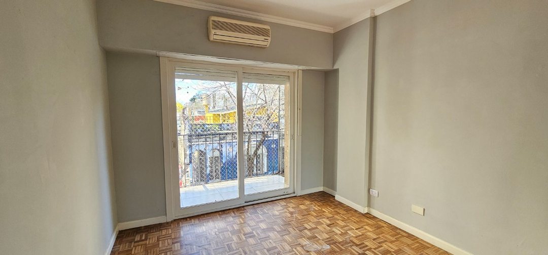 VENTA DEPARTAMENTO 3 AMBIENTES COLEGIALES BALCÓN