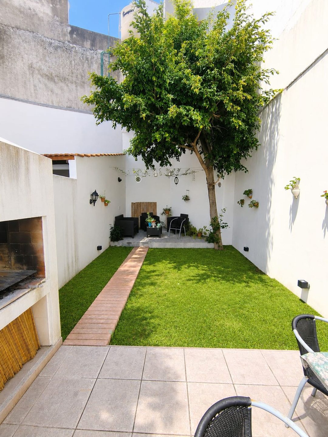 PH TRIPLEX 5 AMBIENTES CON GARAGE JARDÍN PARRILLA