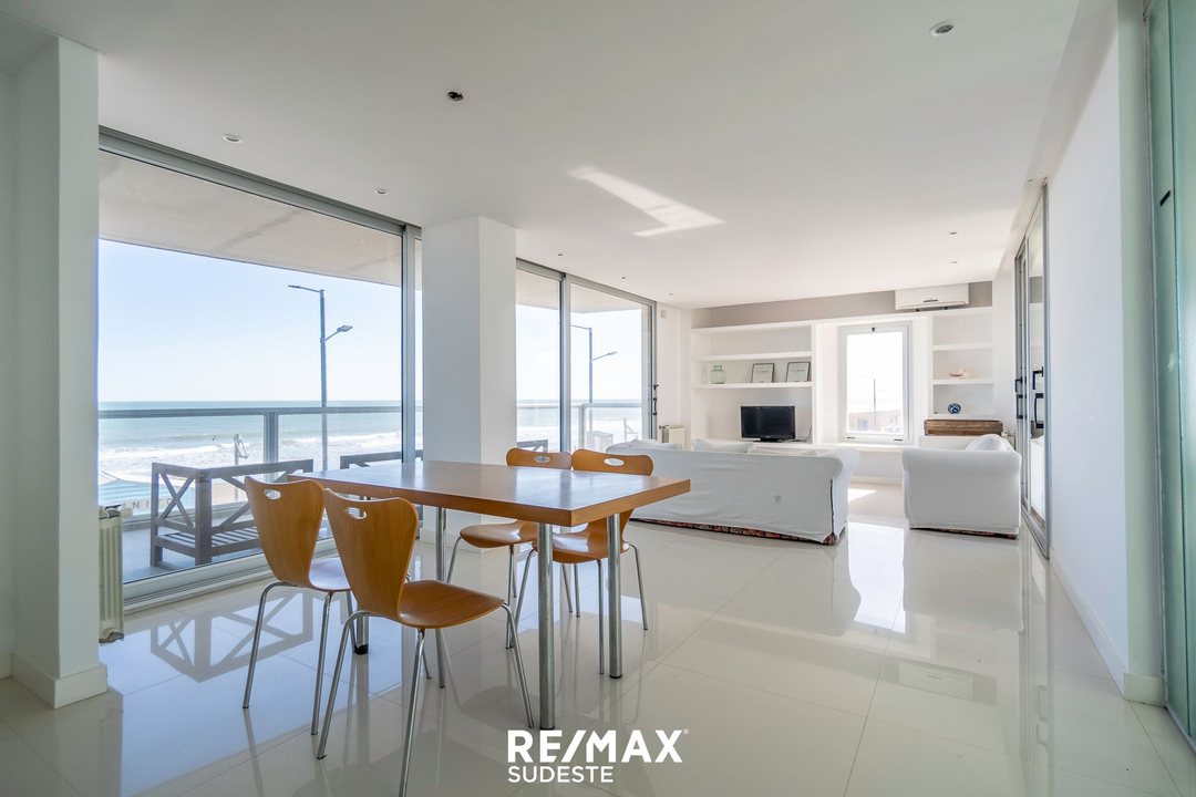 Departamento de 3 dormitorios en Monte Hermoso