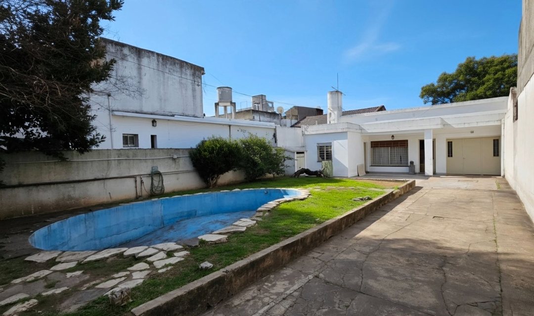 BOULOGNE CASA VENTA 5 AMB COCHERA Y JARDIN