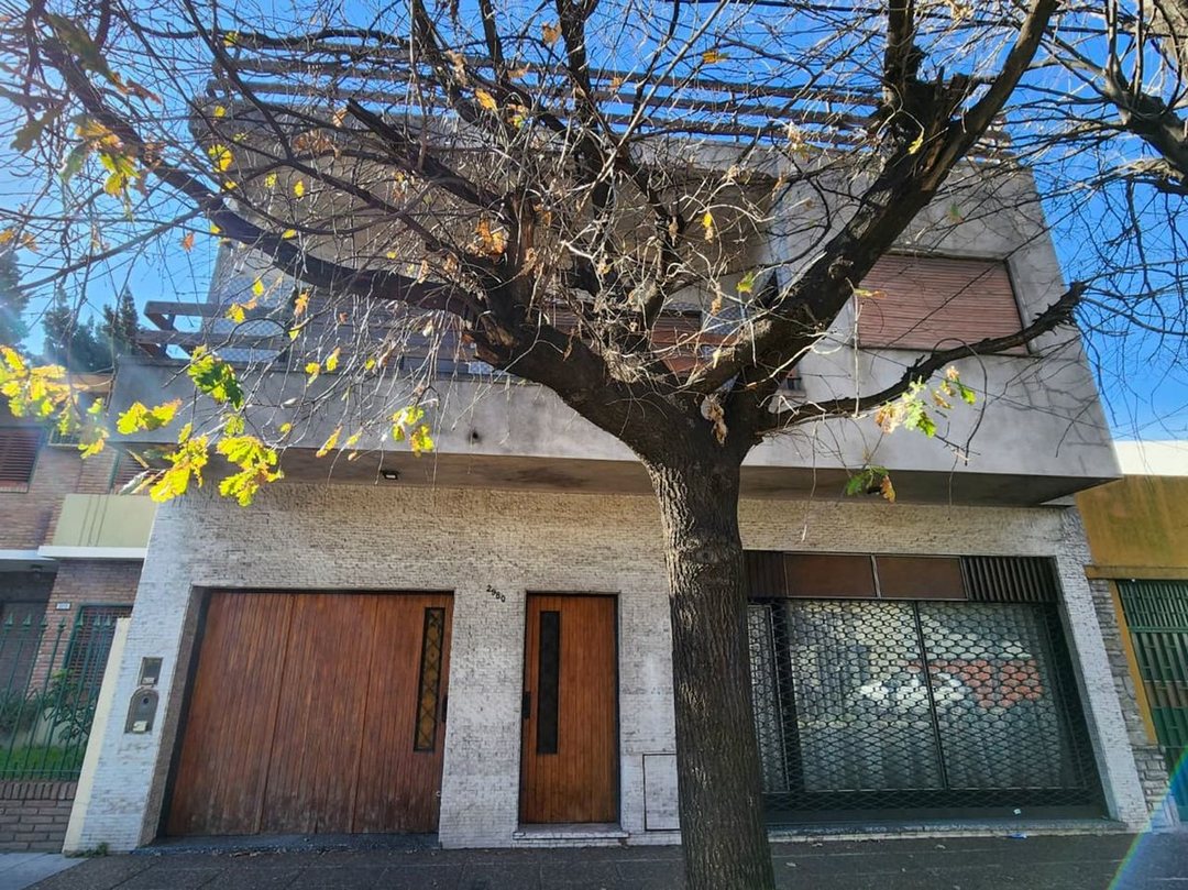 CASEROS -TRES DE FEBRERO DESARROLLO