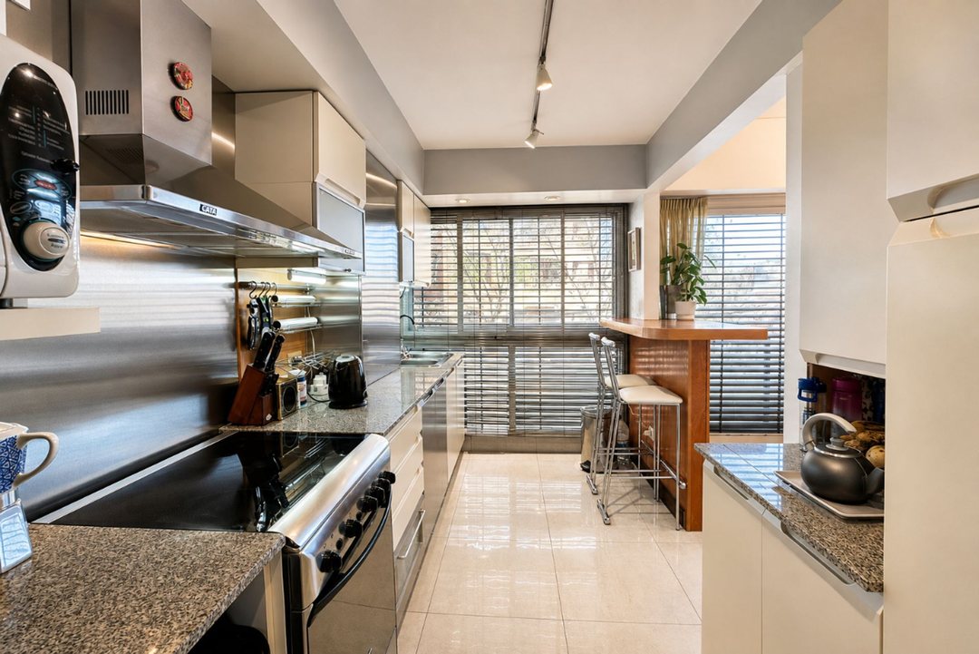 DEPARTAMENTO EN VENTA LOMAS DE ZAMORA 4 AMBIENTES