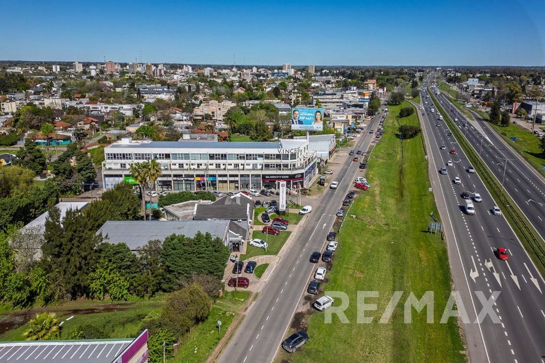 Venta Permuta Local a ESTRENAR  Pilar km 53
