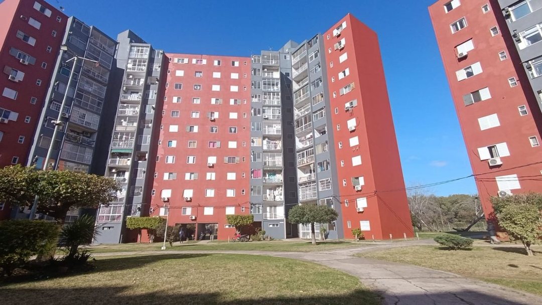 DEPARTAMENTO VENTA 4 AMB CON COCHERA VILLA MADERO