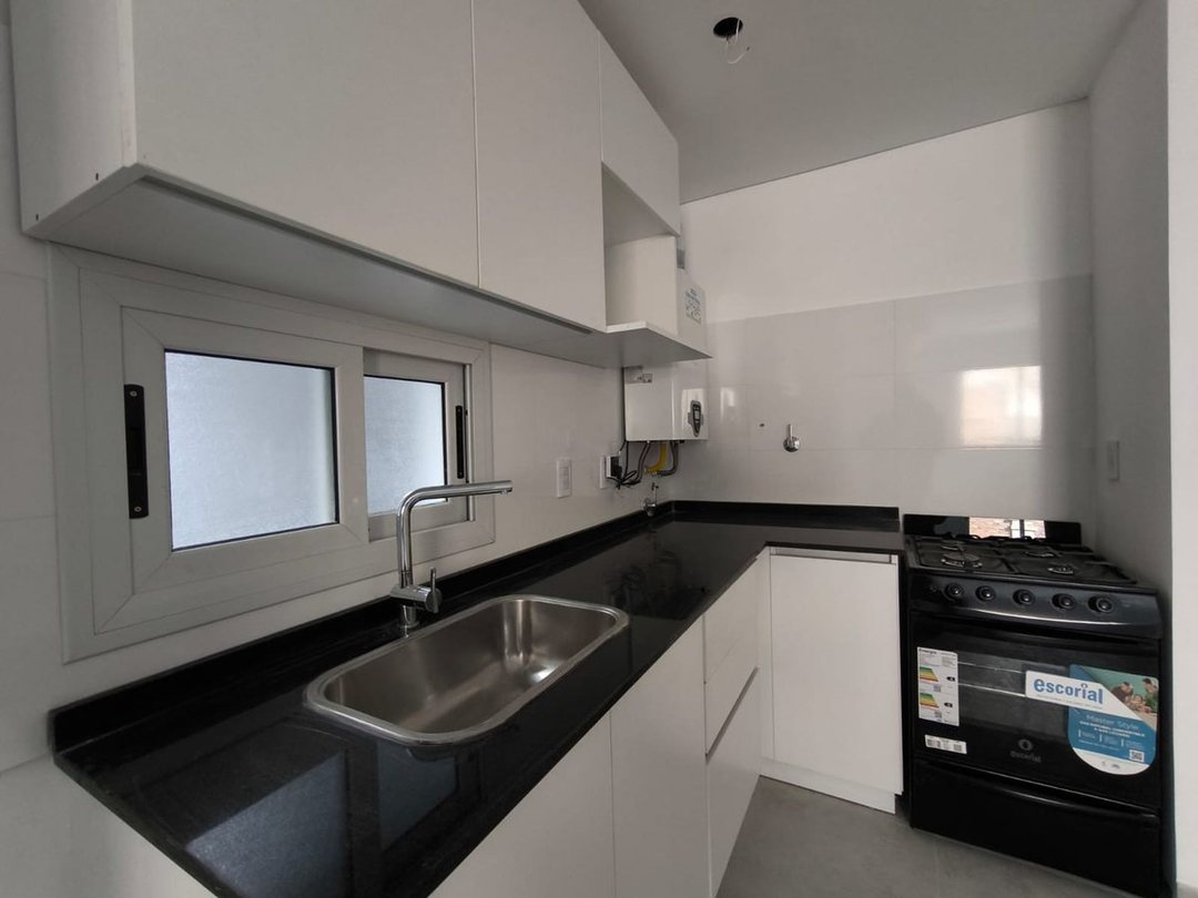 VENTA DEPTO 2 DORMITORIOS 2 BAÑOS COCHERA ARIZU
