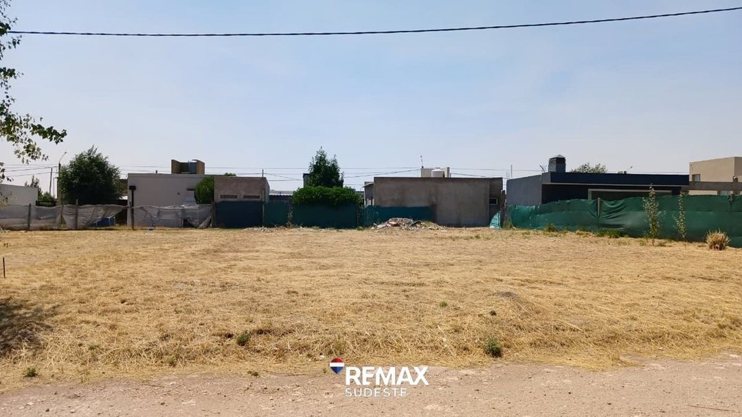 LOTE EN LAS CAÑITAS 2