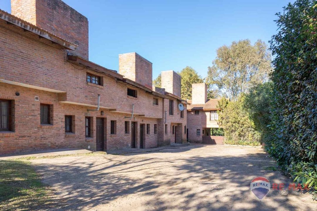 Venta dúplex con Jardín y galería en Pinamar