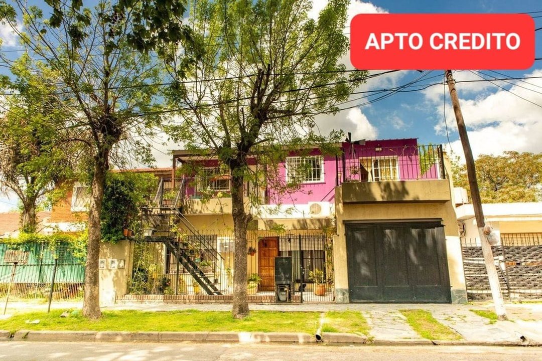 VENTA CASA QUINCHO PARRILLA, MALVINAS ARGENTINAS
