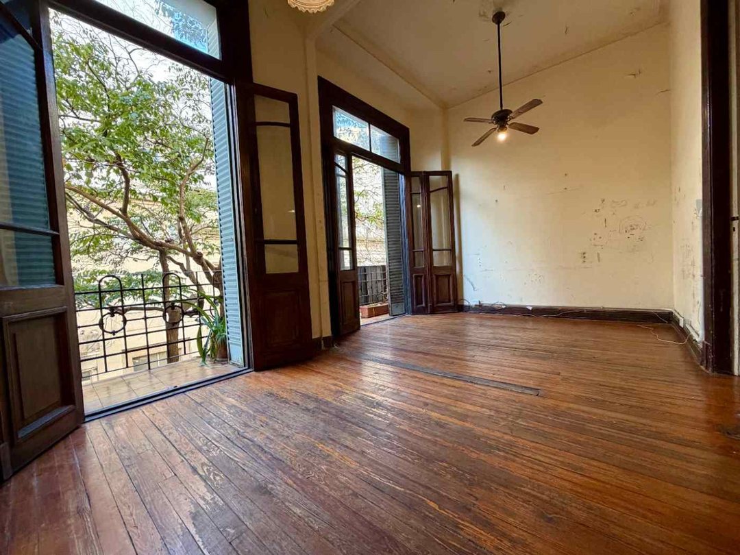 Venta ph 3 ambientes con balcon a refaccionar caba
