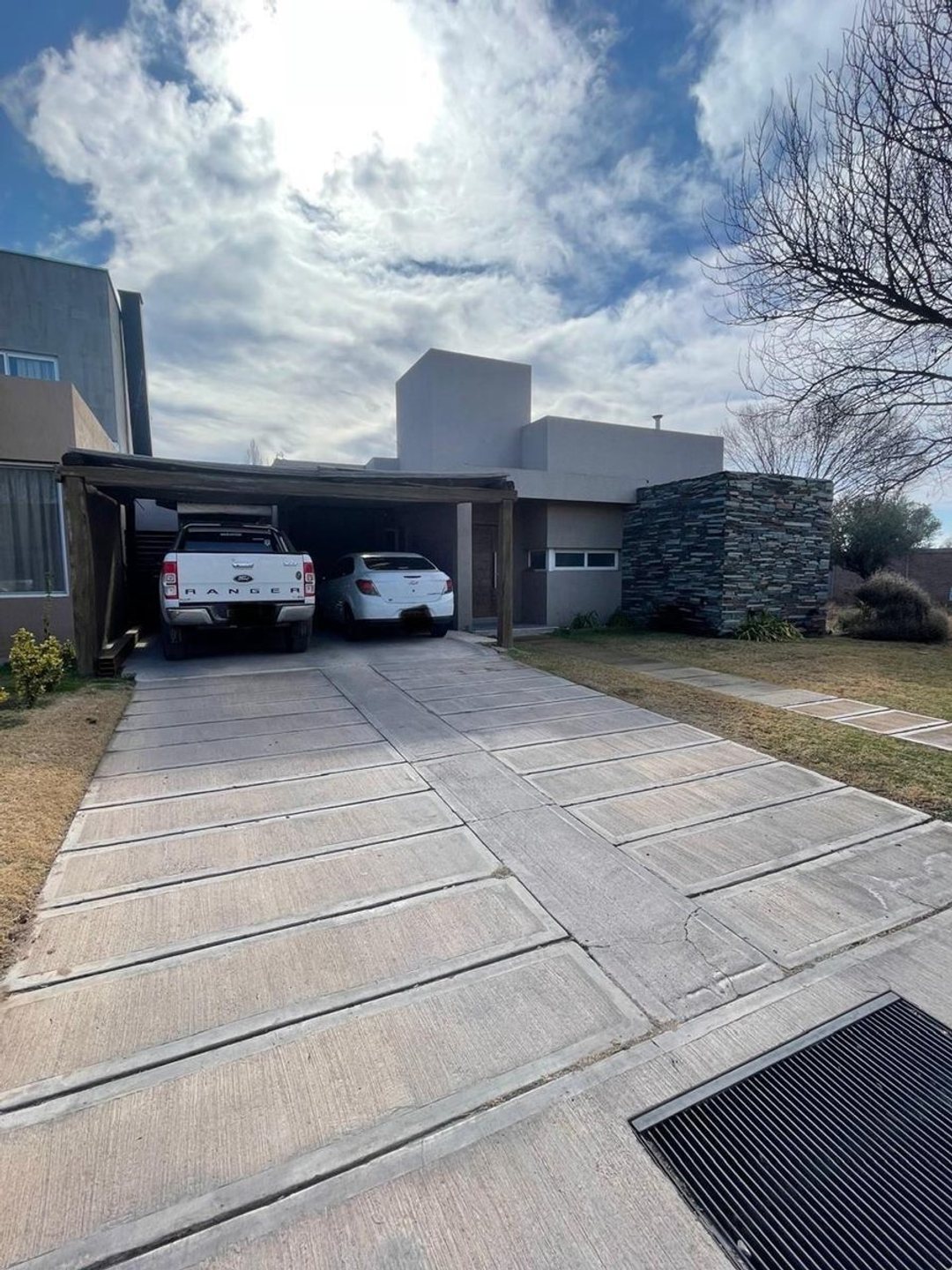 venta casa barrio Valle Escondido Drummond