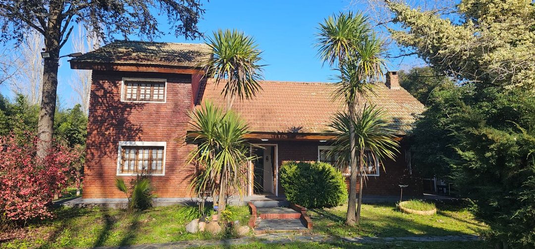 Venta Quinta con Pileta en La Reja Sur