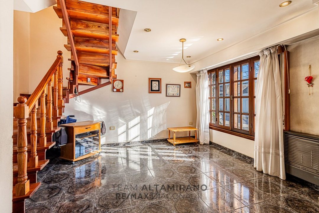 CASA EN VENTA 2 DORMITORIOS EN BERISSO