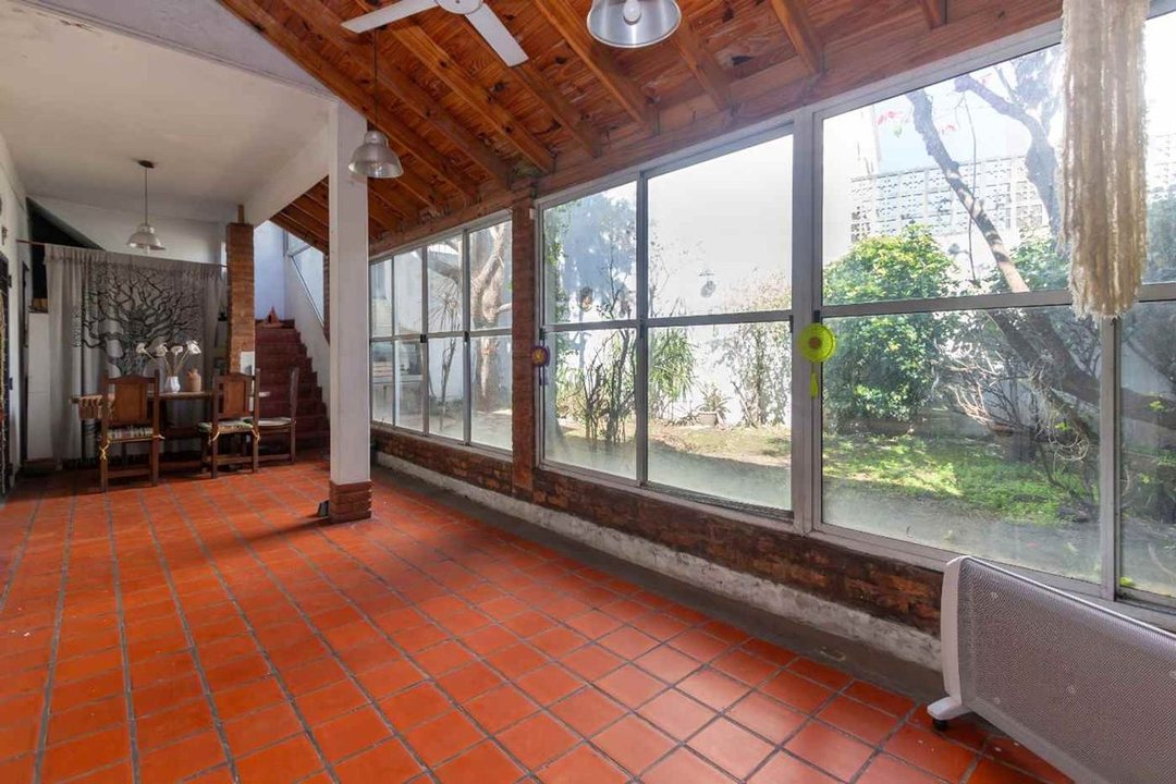 CASA 4 AMB CON PATIO, TERRAZA Y GARAGE CASEROS