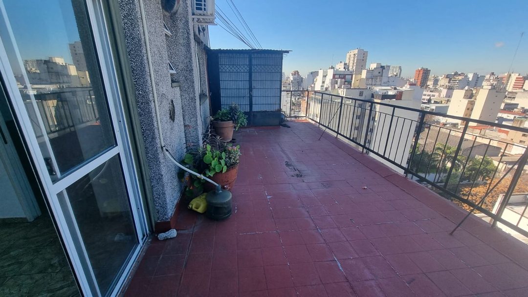 Venta depto de 2 AMB balcón terraza en Monserrat