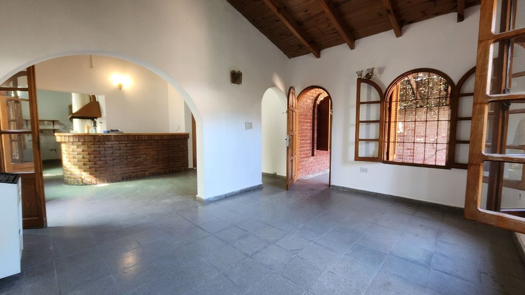 Alquiler Linda Casa en Barrio Soberania