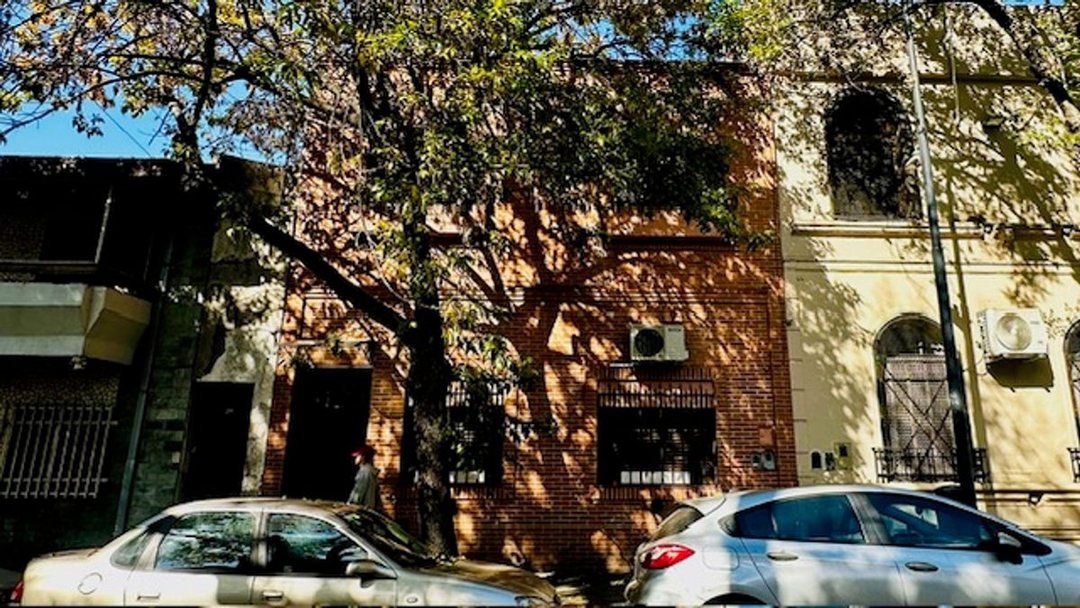 VENTA CASA 6 AMB FLORES C/DEP SERV- PATIO-TERRAZA