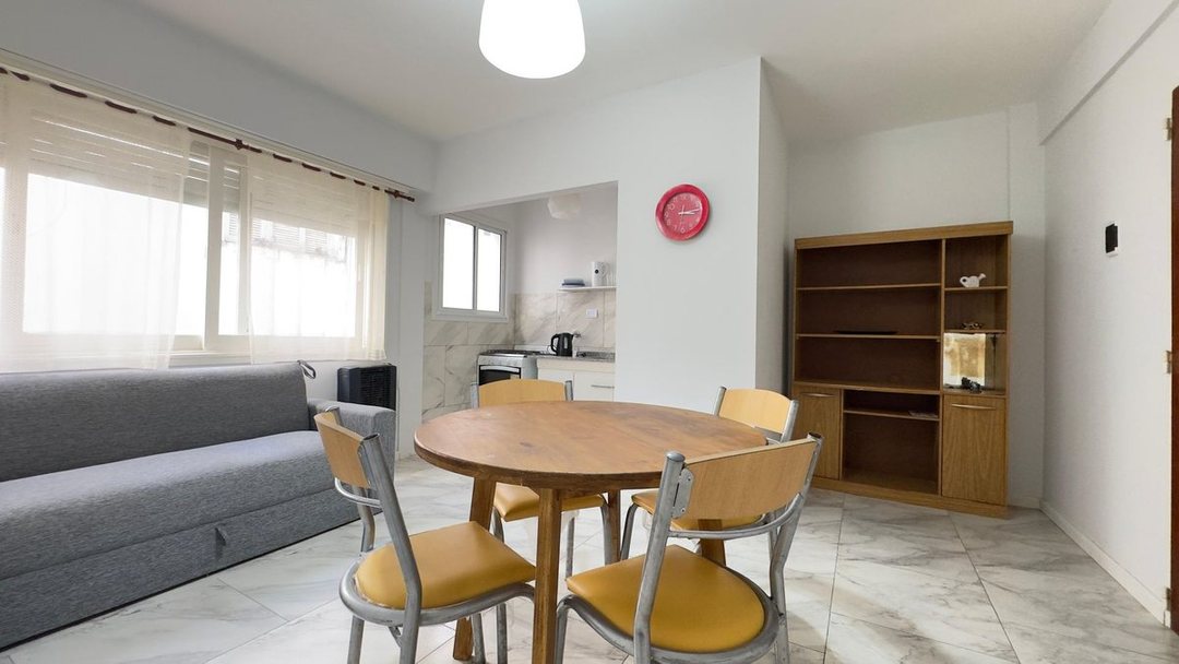 VENTA DEPARTAMENTO 2 AMB. AMOBLADO Y EQUIPADO