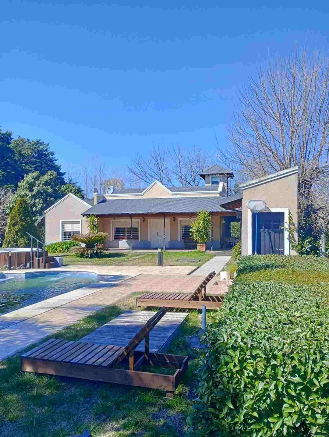 Venta Casa Quinta c/pileta 3Mil MTS2 - EL PATO
