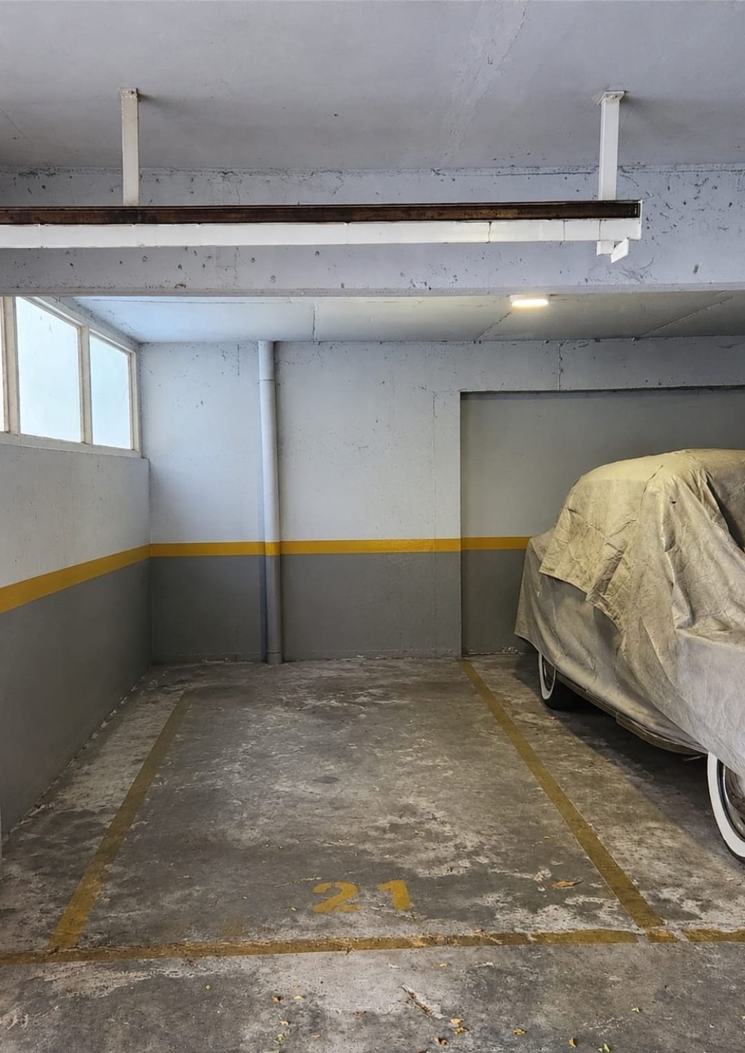 VENTA COCHERA EN VILLA URUIZA PLANTA BAJA