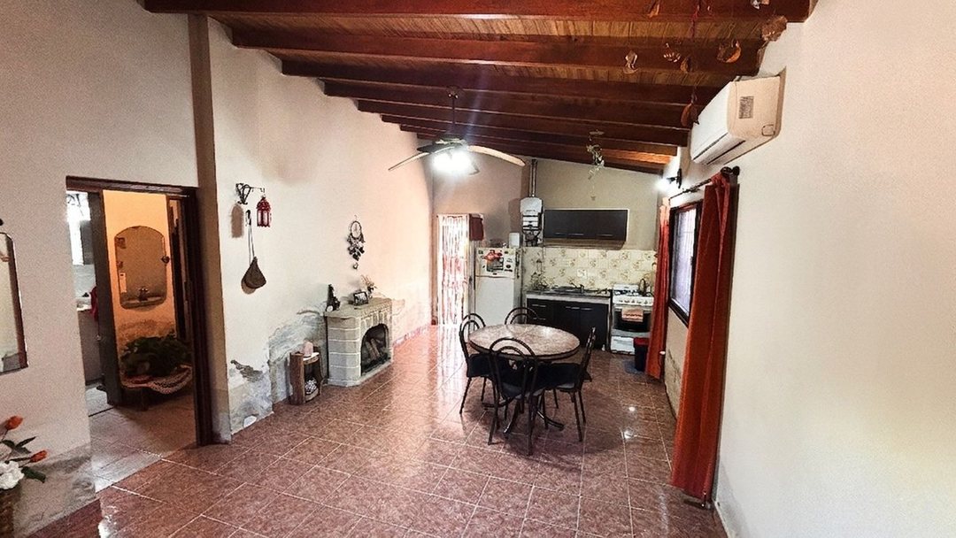 VENTA-CASA 4 AMB- ALDO BONZI