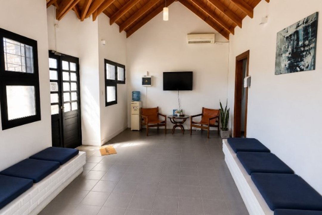 Consultorio en venta Gonnet en "Del Solar"