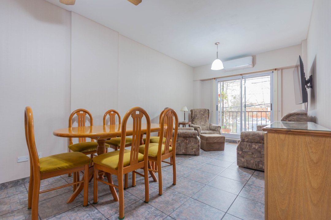VENTA DEPARTAMENTO 4 AMB C/BALCON -  V. URQUIZA