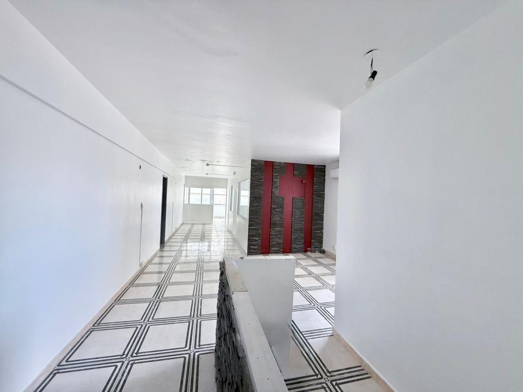 VENTA OFICINA EN MICROCENTRO OPORTUNIDAD