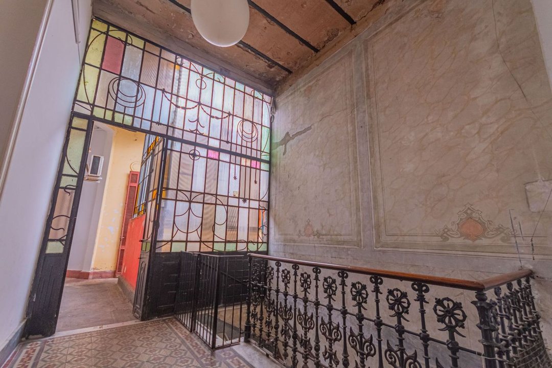 VENTA CASA ANTIGUA EN PH PLANTA ALTA A RECICLAR